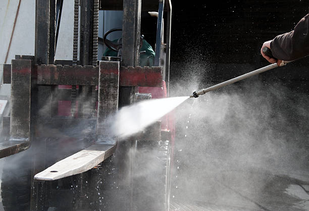 Best Sidewalk Pressure Washing  in Minco, OK